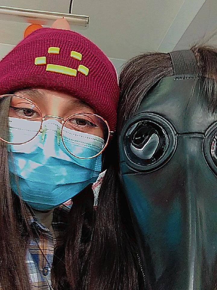 Un doctor de la peste negra y yo